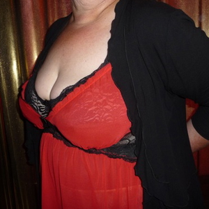 AufgeschlosseneKurvenladyKatrin5 - +4917621298400, +49176-21298400, 0176-21298400