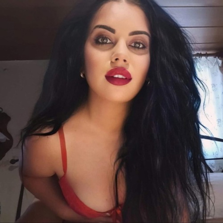 AmiraSqurtigQueenBestGF6Experien