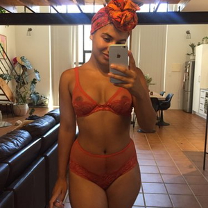 Rosavanne - +31637102432, +316-37102432, 06-37102432