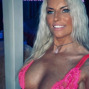 alexapartmenthauseroticisland1 - +4915211514010, +491521-1514010, 01521-1514010